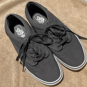 Men’s Size 13 Gray Vans ☑️
